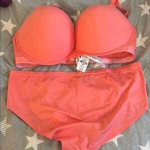 Victoria's Secret Pink Bra and Panty Set